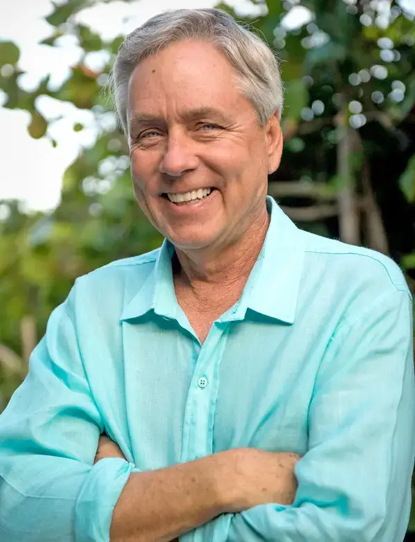 Who is Carl Hiaasen