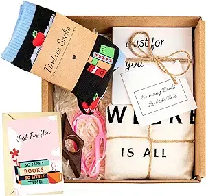 Book Lovers Gift Box