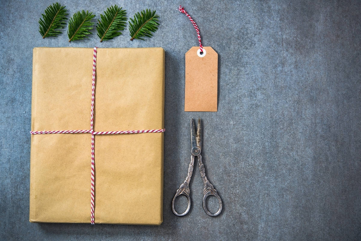 Pretty Ways To Wrap A Book